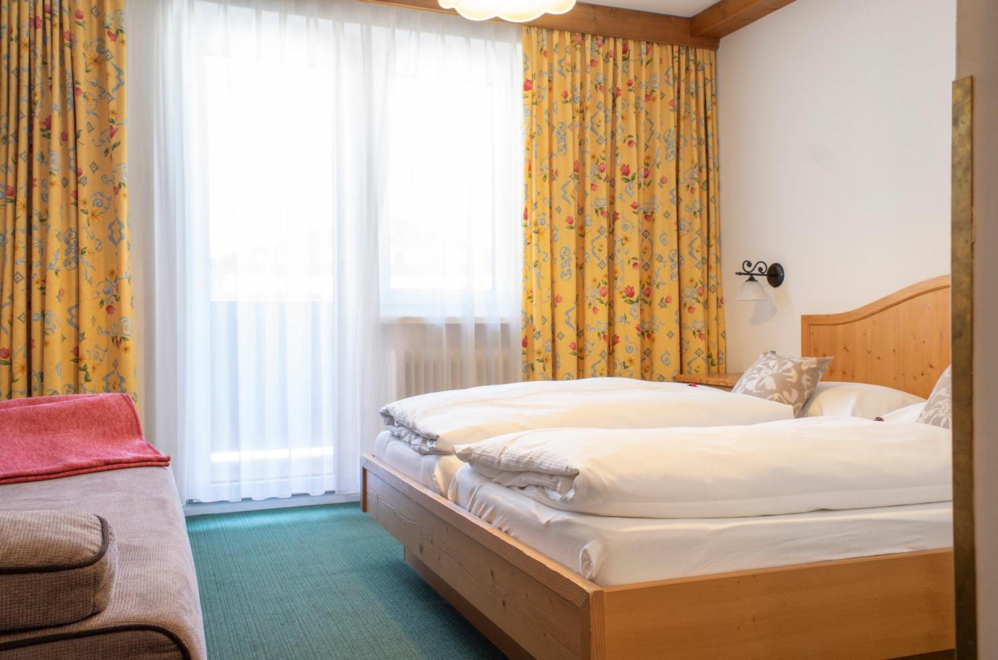 Hotel Garni Wieshof Rauris Buitenkant foto