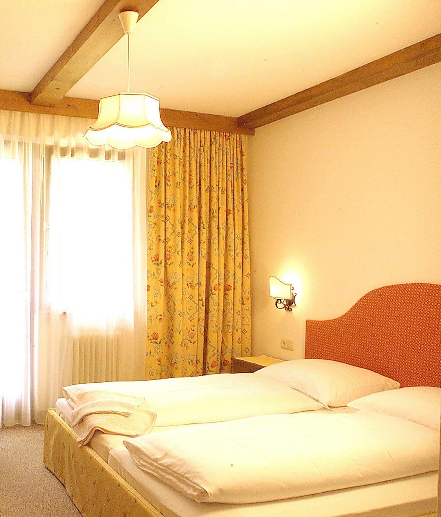 Hotel Garni Wieshof Rauris Buitenkant foto